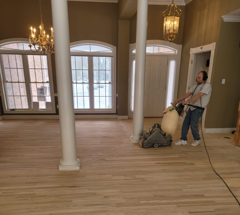Dustless hardwood refinishing in St. Louis