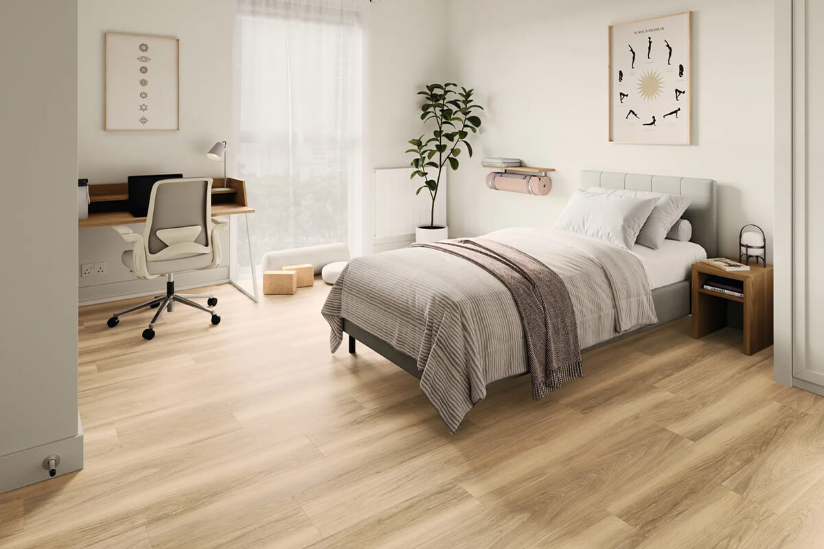 Is a Sun-Washed Floor Right for Your Home? (Light Oak Floors)